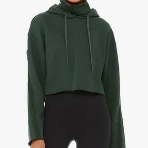 Alo Effortless Forest Green Cropped Hoodie